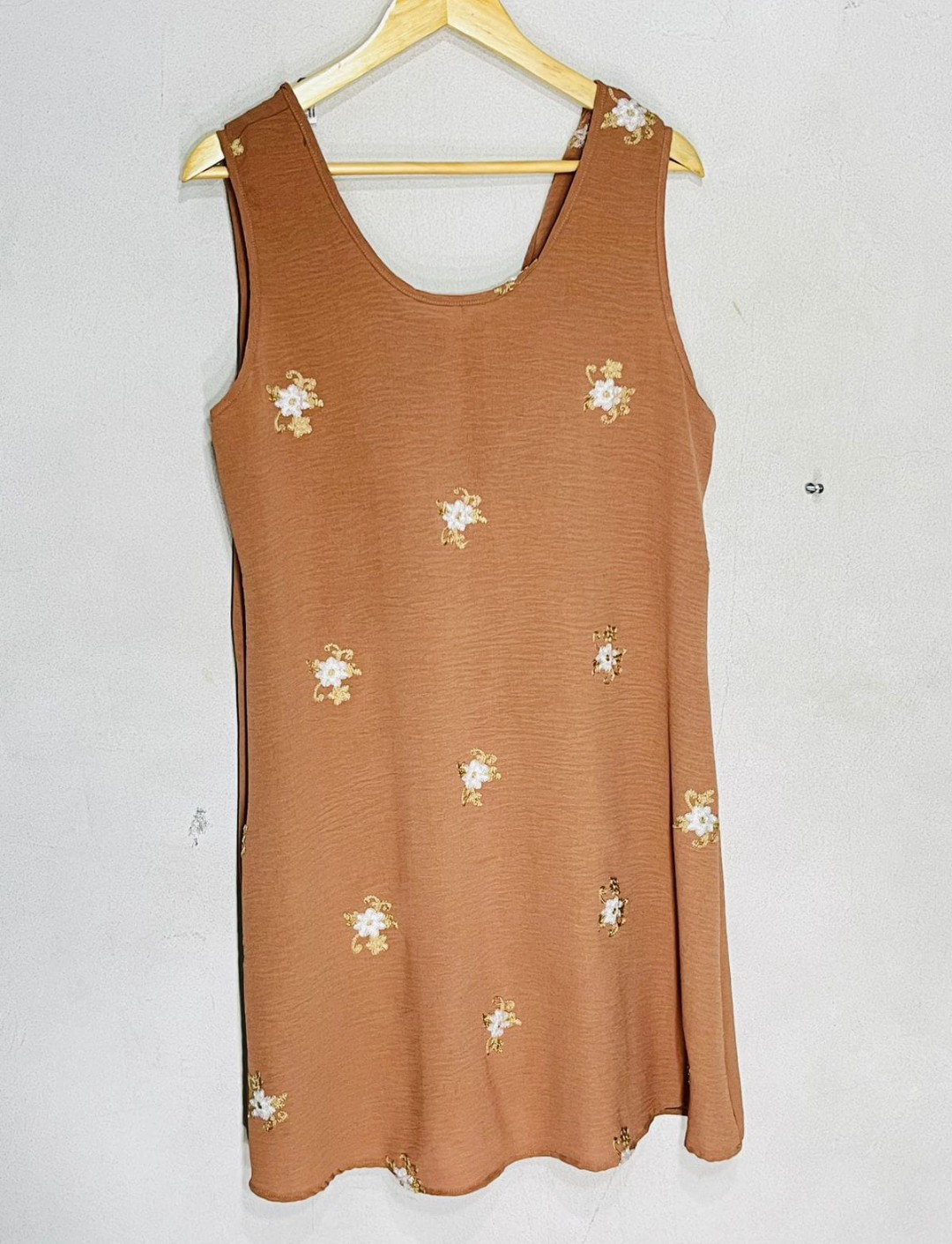 Vestido de Cey con Bordados 2 al 6 - Imagen 5