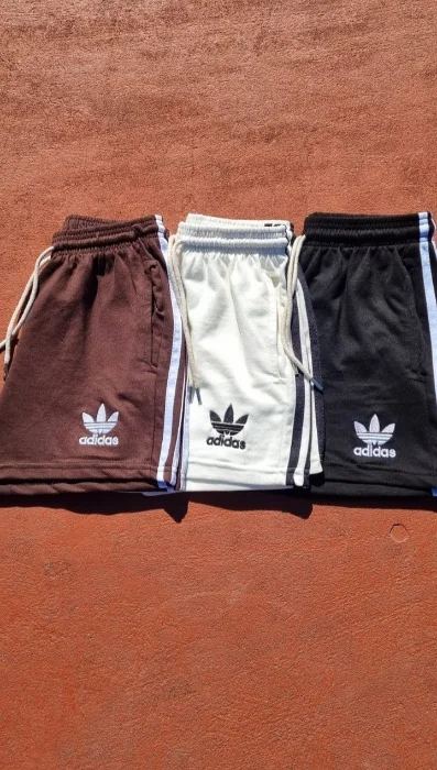 Shorts de Bordados de Algodón