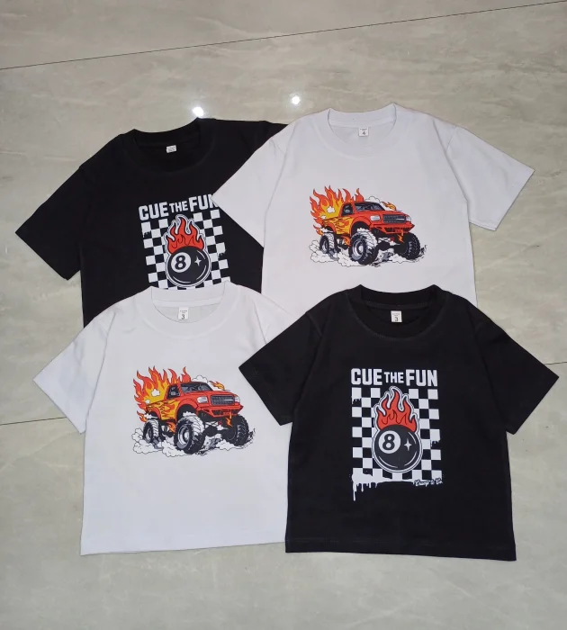 Remera Monster y Pool