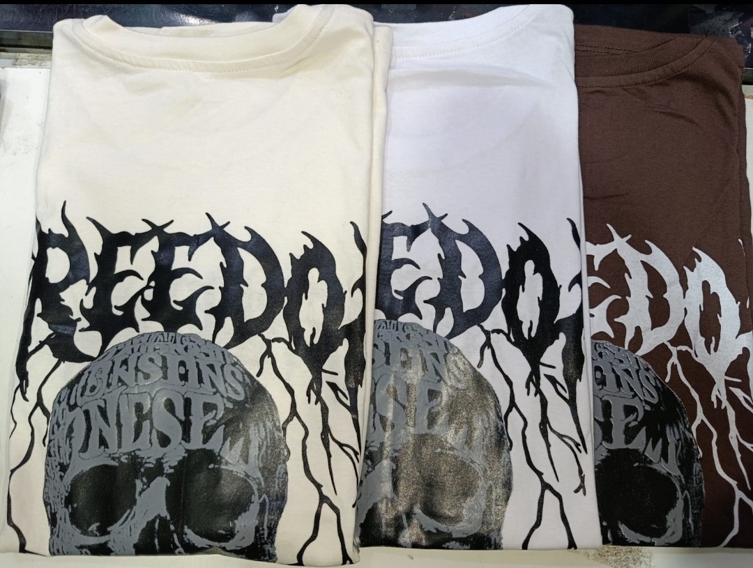 Remera Oversize Calavera - Imagen 4
