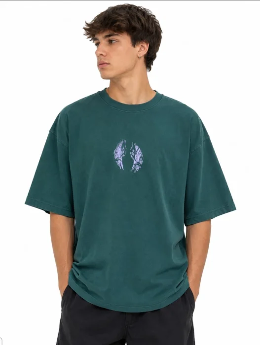 Remera Oversize Alas Moradas