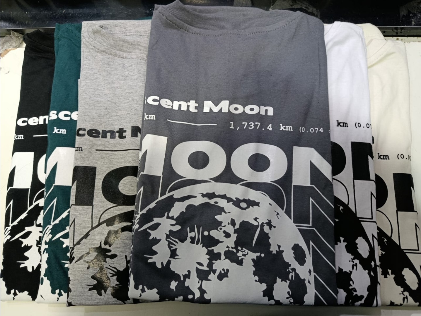 Remera Oversize Moon - Imagen 3