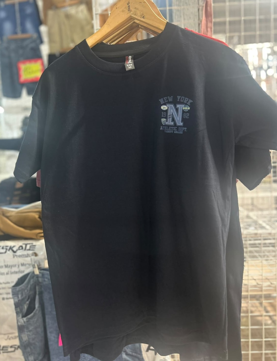 Remeras Algodon Peinado Premium Estampadas al Costado - Imagen 3
