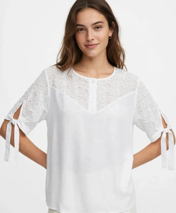 Camisola de Broderie Combinado