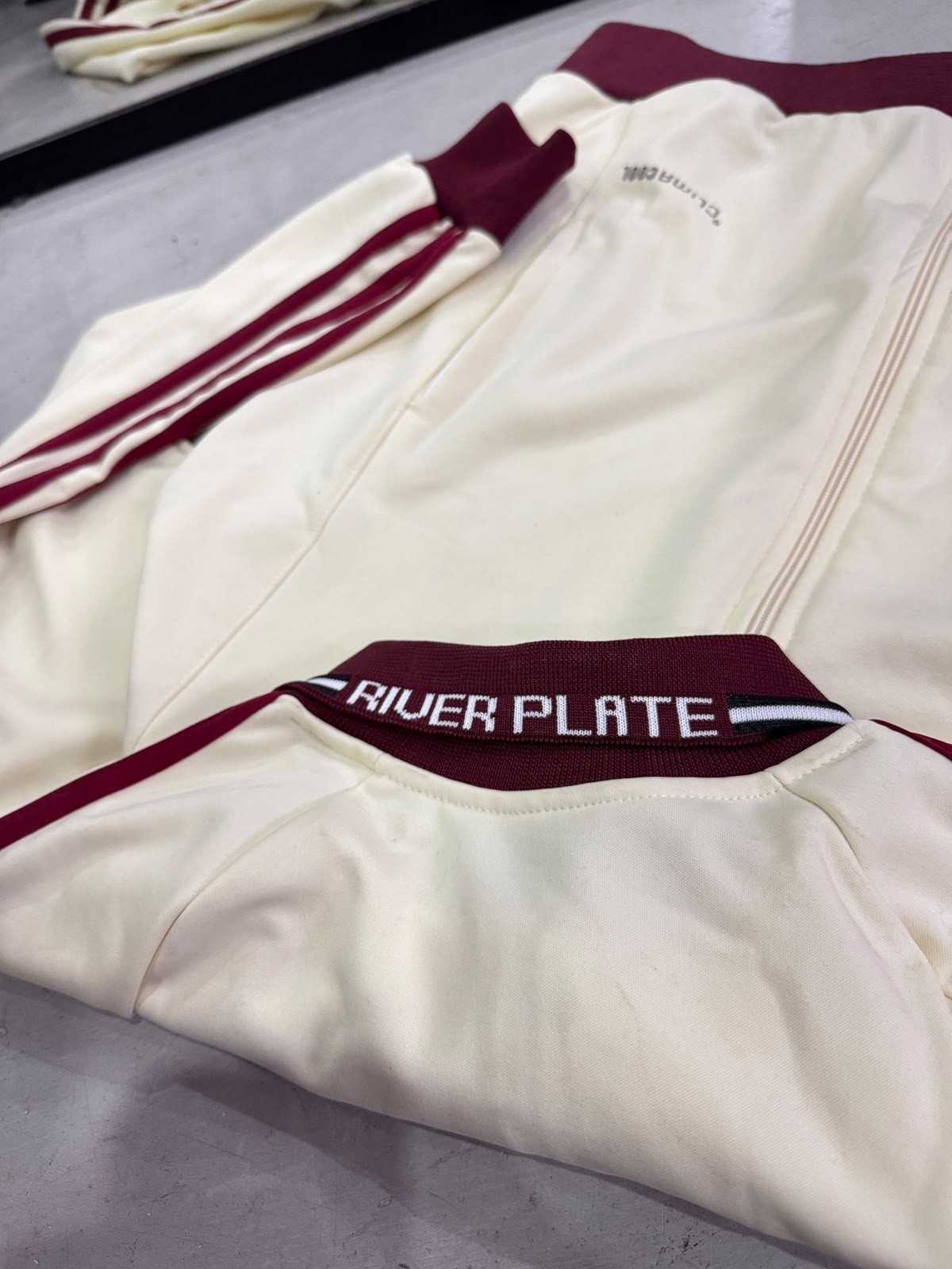 Campera River Plate Replica - Imagen 4