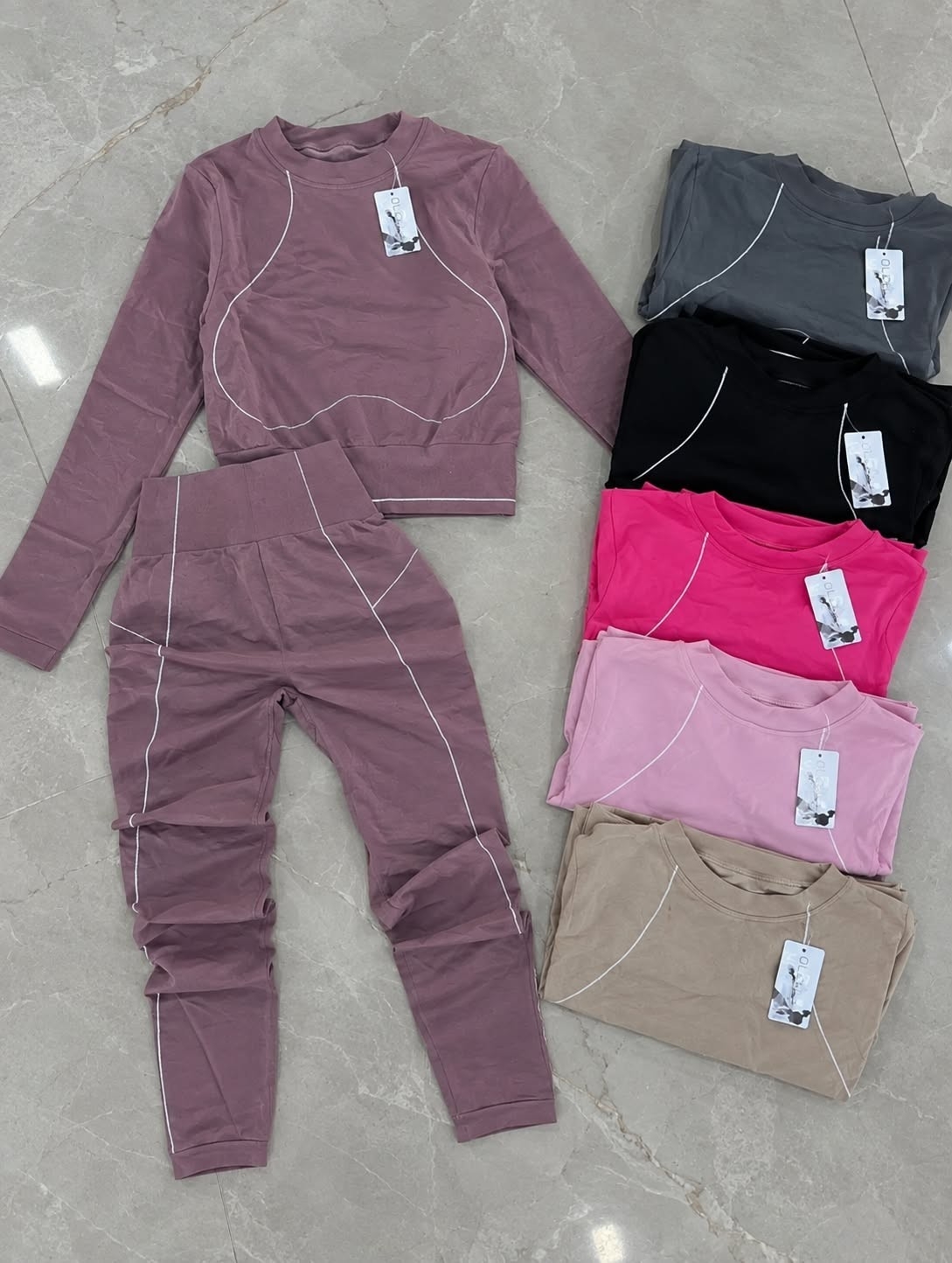 Conjunto sin Frunce D'lirio - Imagen 2