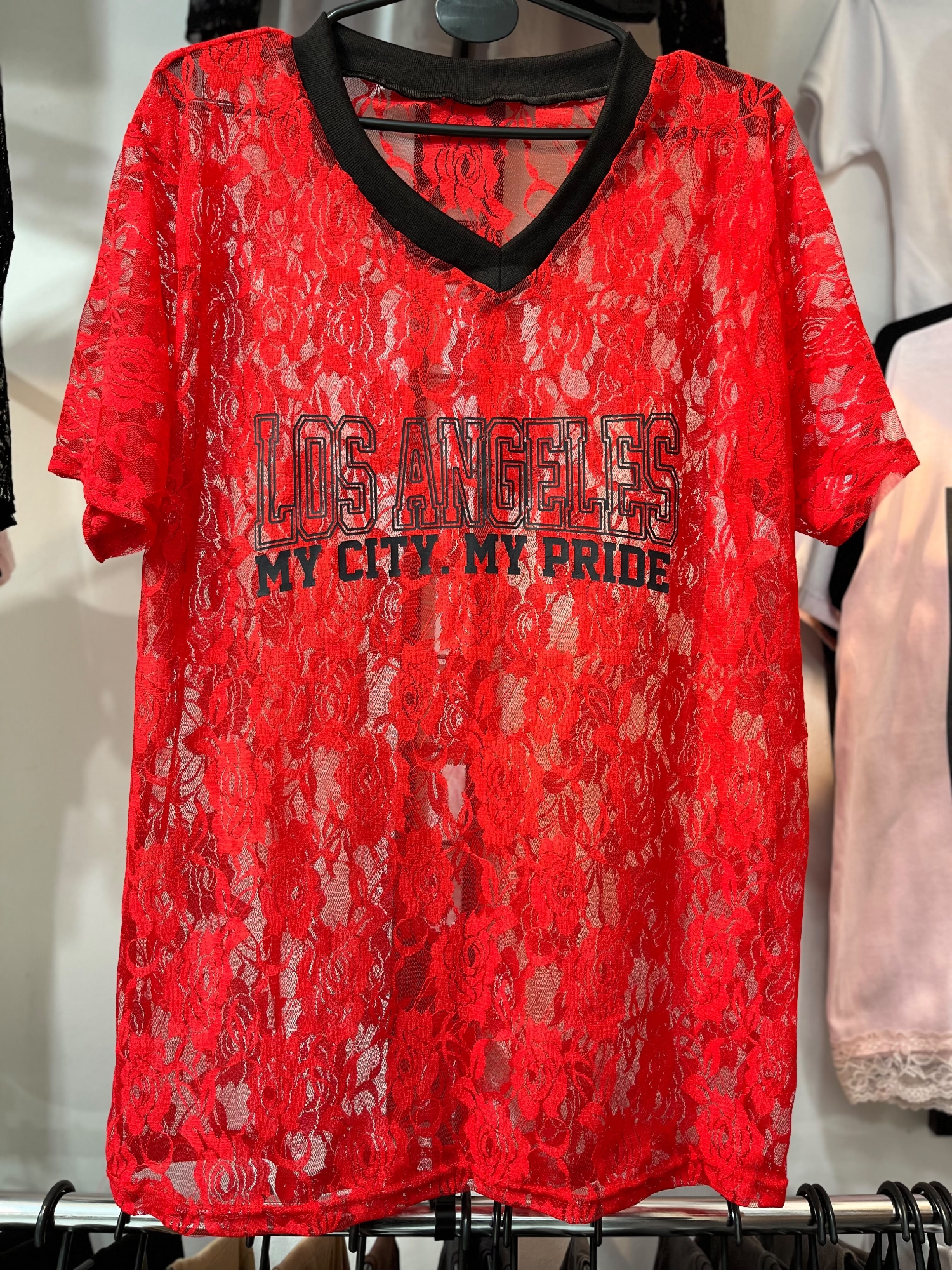 Remeron de Encaje Cuello V Oversize 11 Angeles - Imagen 2