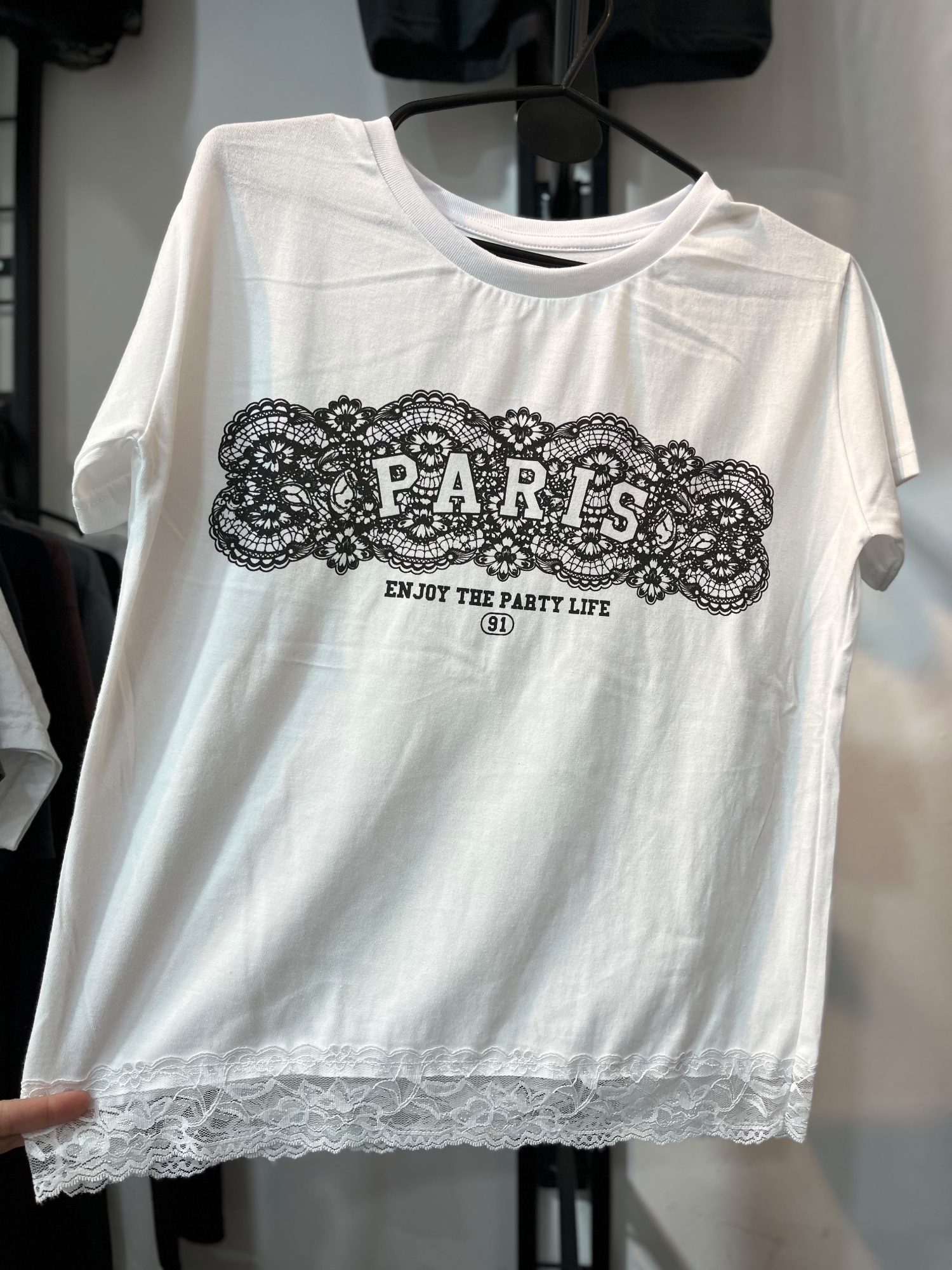 Remera Corte Clásico con Puntilla 0003 Paris - Imagen 2