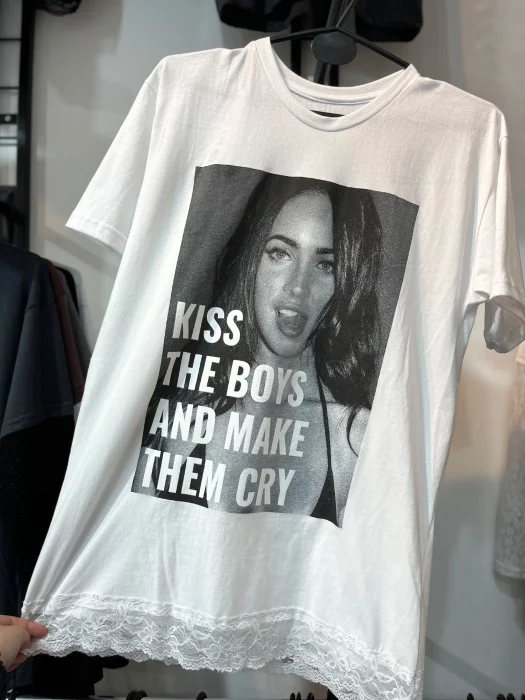 Remeron Largo Corte Oversize con Puntilla 0001 Megan Fox