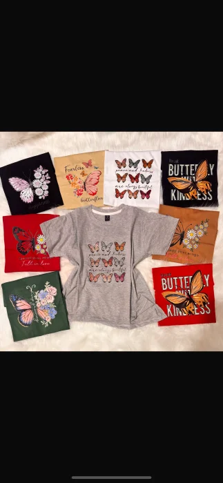 Remera Mariposas