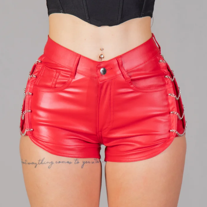 Short Engomado con Cadenas Estilo Sport Negro