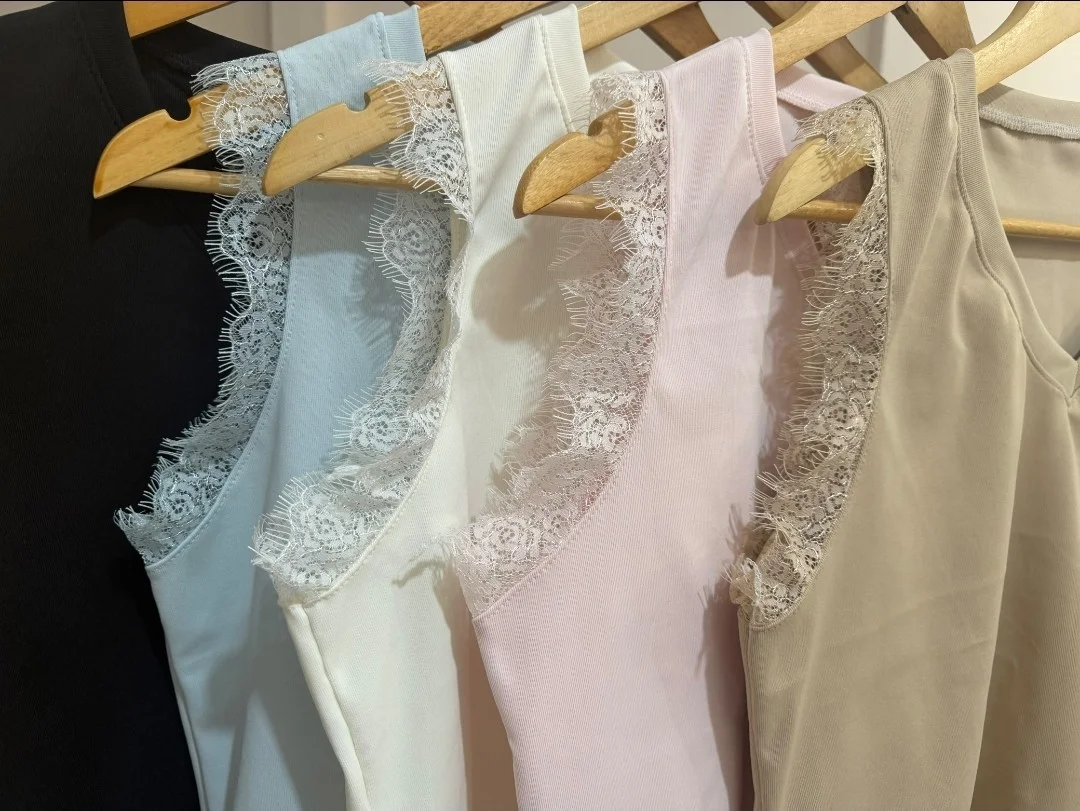 Musculosa con Encaje - Imagen 2
