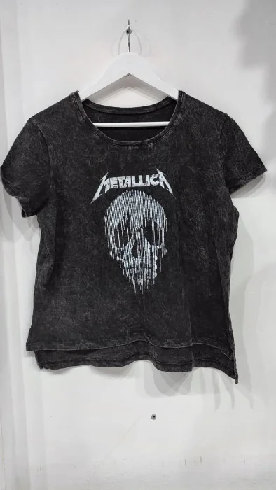 Remera Batick