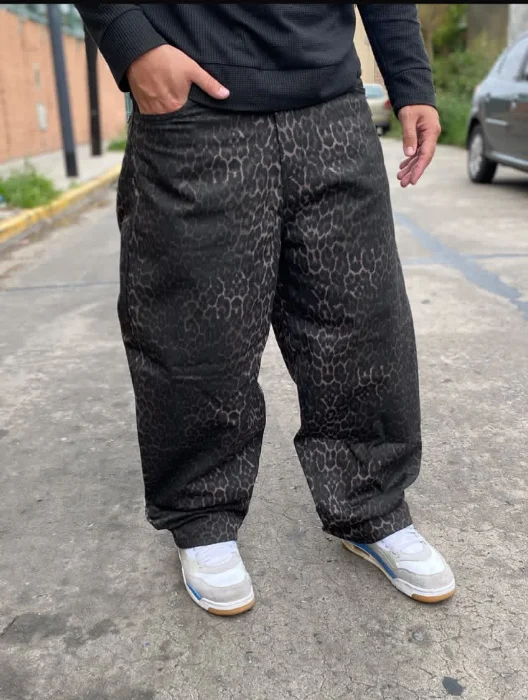 Baggy Animal Print Oscuro