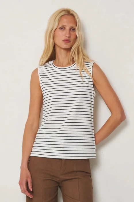 Musculosa Monda