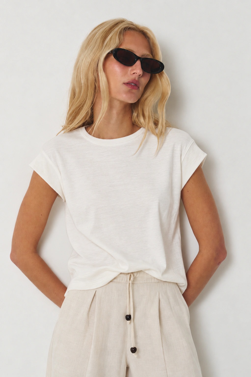 Remera Alef - WhatsApp%20Image%202026-10-02%20at%204.52.25%20PM%20(1).jpeg