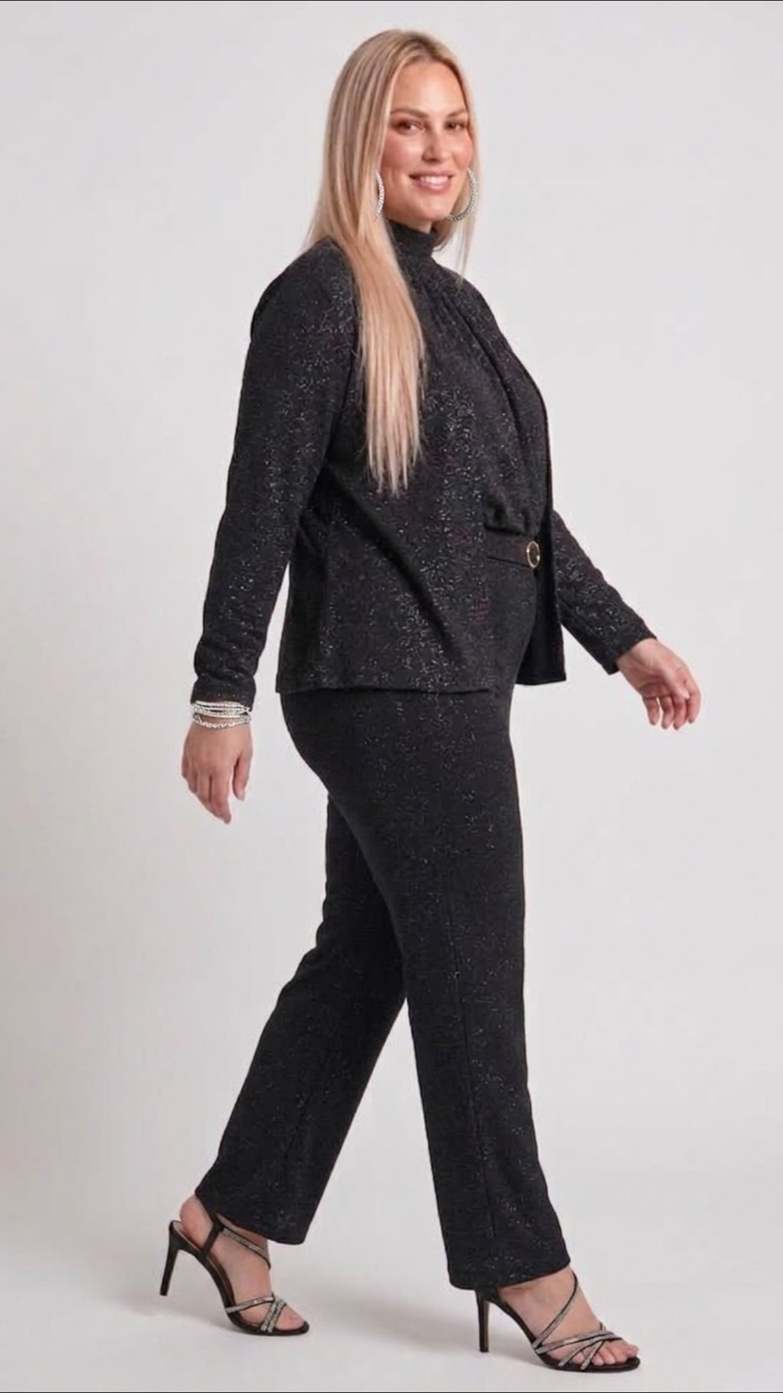 Blazer Corto - 8B1FAE0B-37B3-4B51-A0FA-75A87796FF88.png