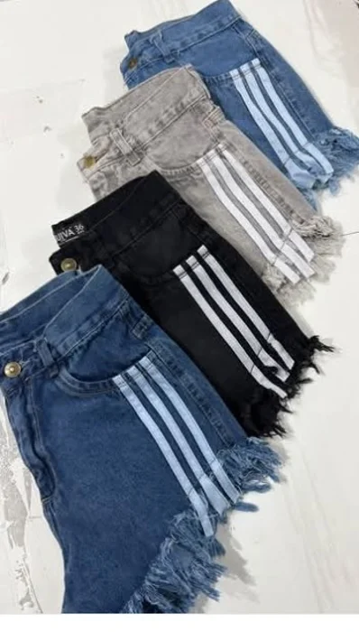 Shorts Tres Tiras