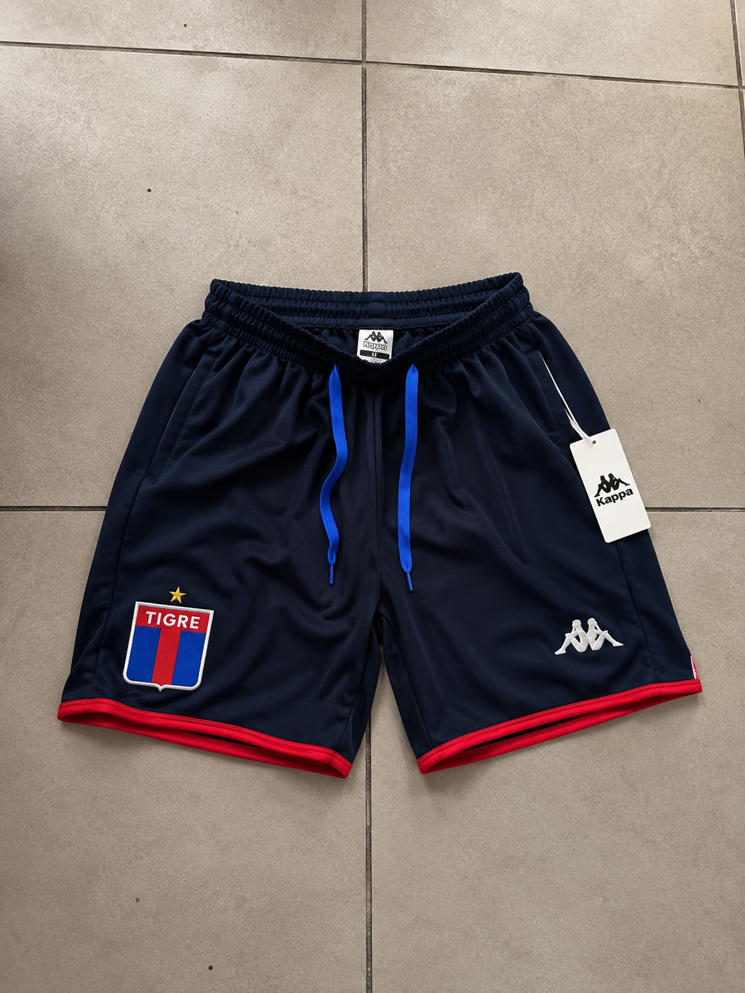 Short Club Tigre - E7111221-67B0-4A8F-9BE0-5507889CD560.png