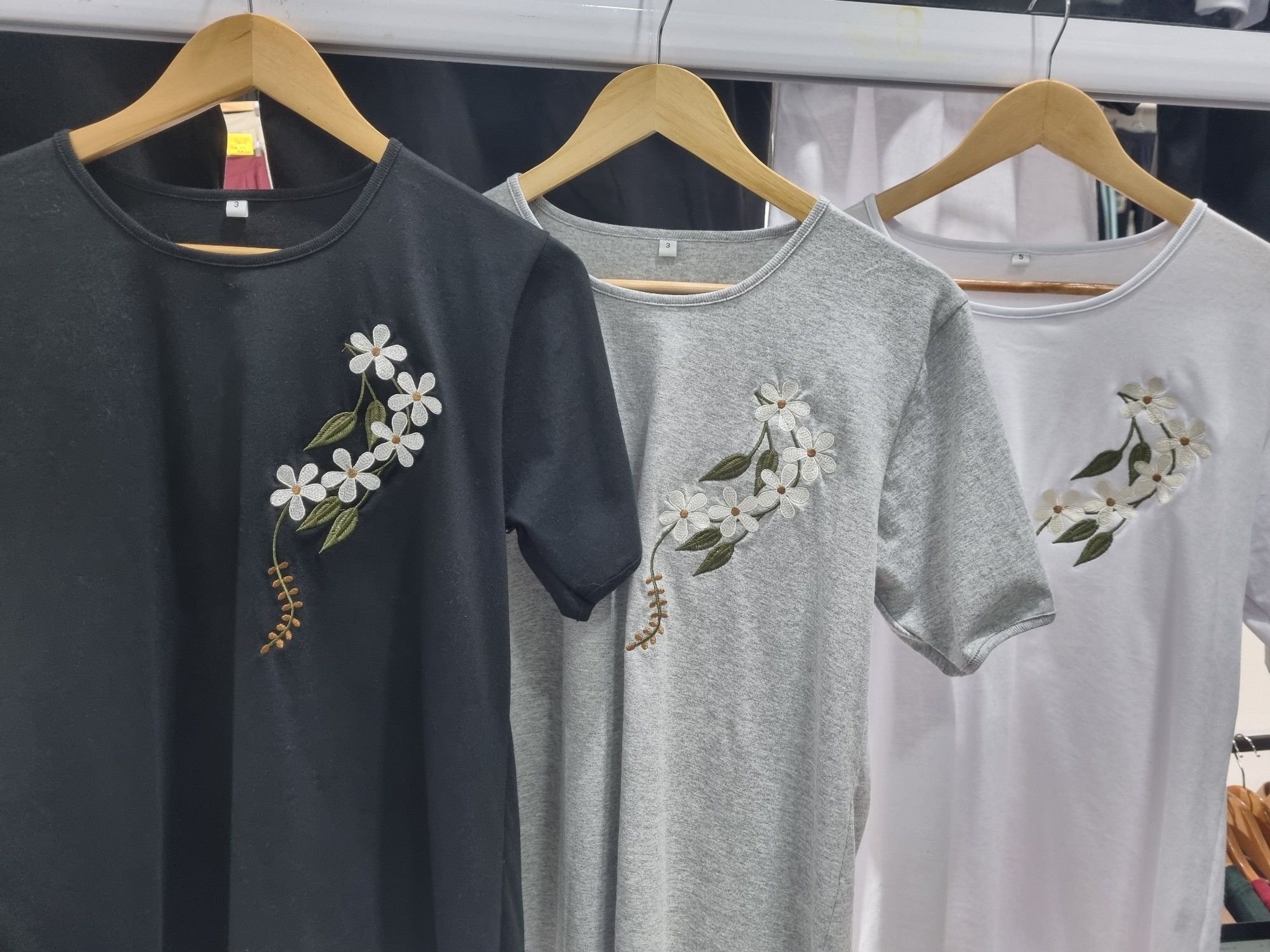 Remeras  Bordado - Imagen 3