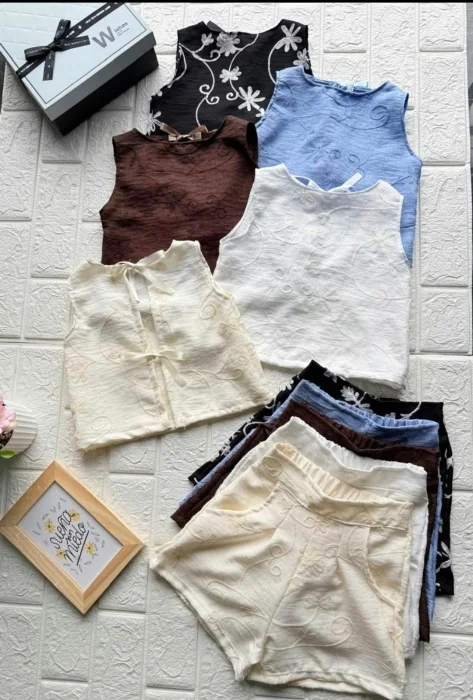 Conjunto Lino con Lazo.