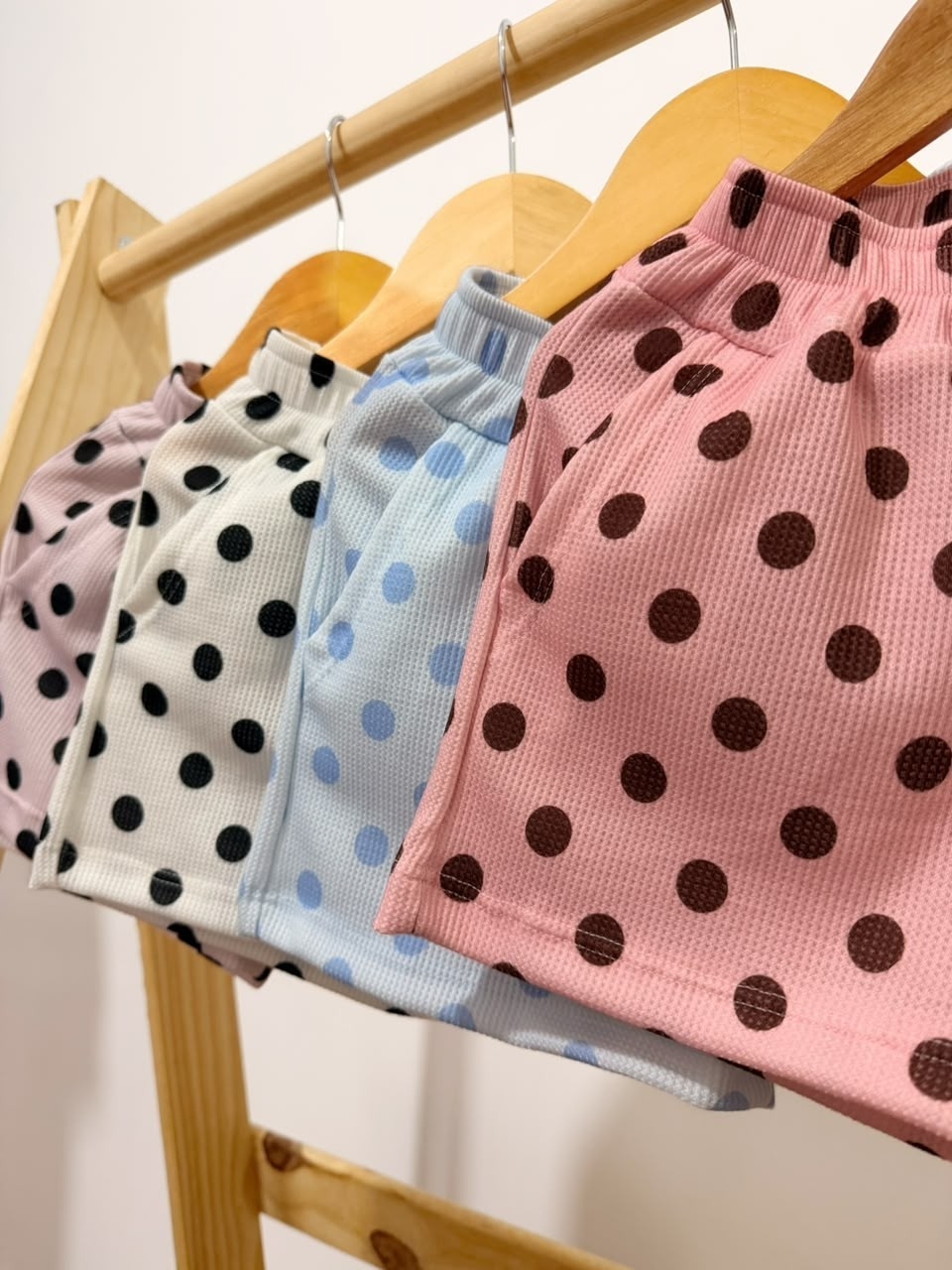 Short Nena Wafle Lunares - Imagen 2