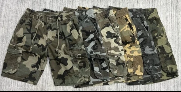 Short Cargo Liso o Camuflado