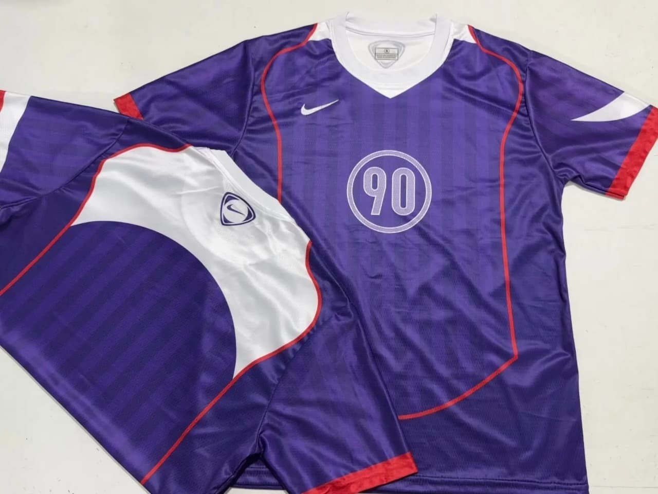 Camiseta 90 Nueva - Imagen 2