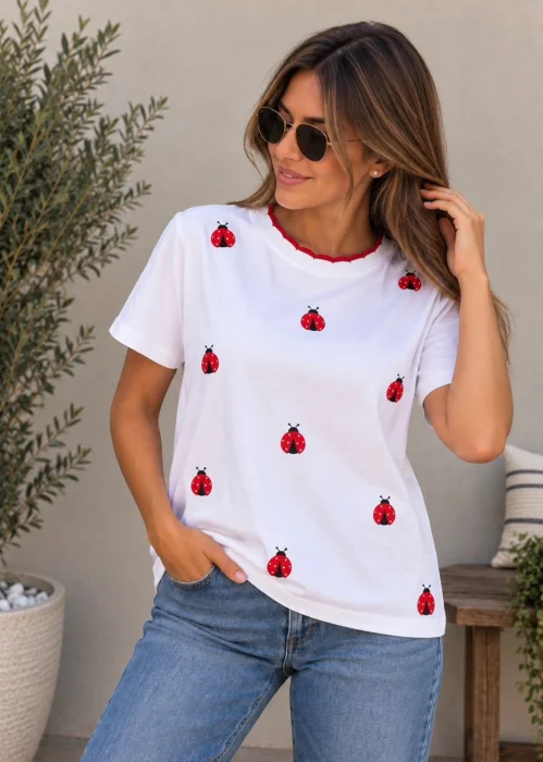 Remeras Cuello Ondulado