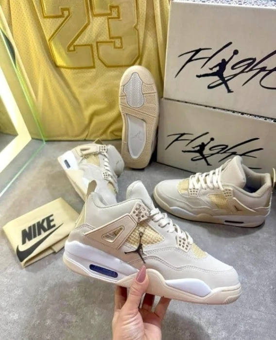 Zapatillas Jordán Retro 4 Off White Importadas