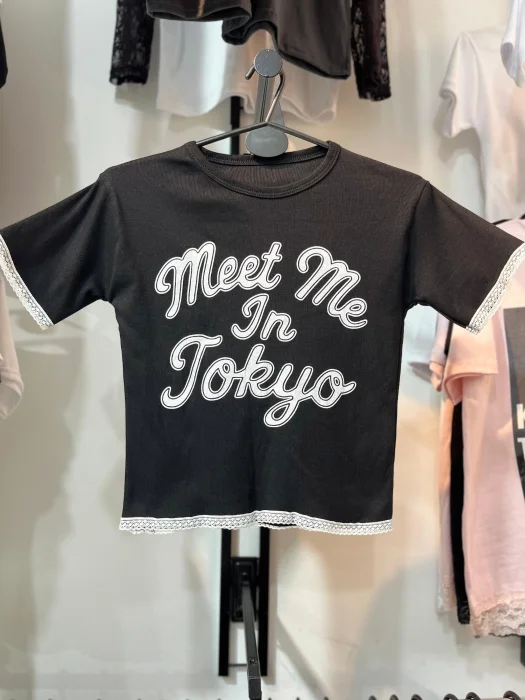 Remera de Rib Elastizada con Puntilla 0005 Tokyo