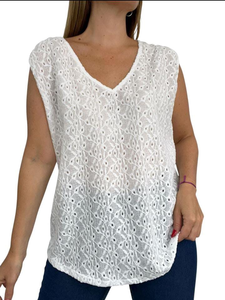 Musculosa Broderin T.especial - WhatsApp%20Image%202026-09-30%20at%2012.09.28%20AM.jpeg