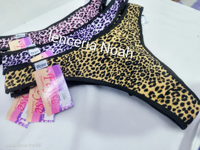 Colaless Animal Print