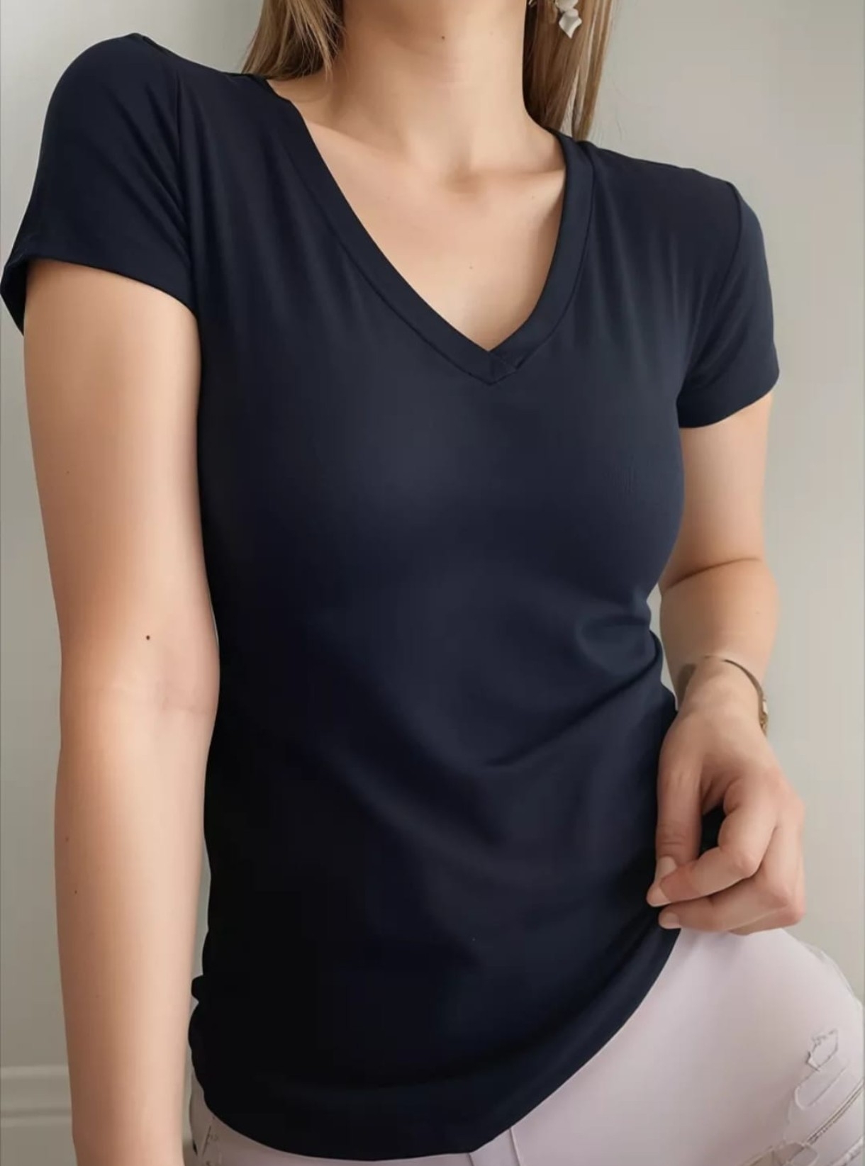 Remeras Cuello en V Lisas - Imagen 3