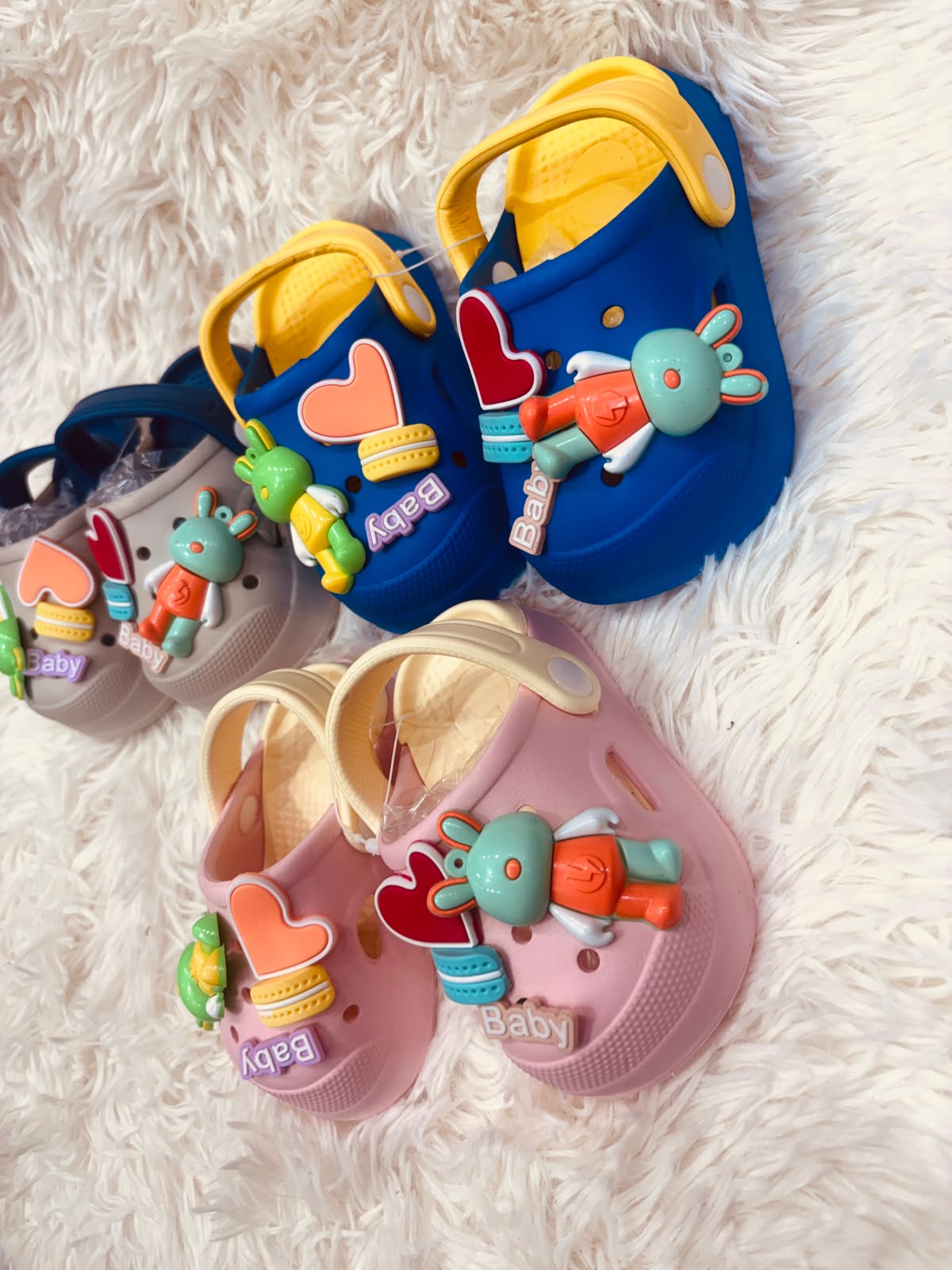 Cros Pin Muñecos Infantil - 68dea805-1509-4ac1-a12b-a5b9d36de4b6.jfif