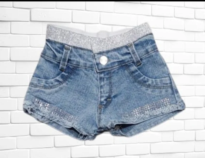 Short de Jeans Rígido con Estra y Elástico en la Cintura de Beba