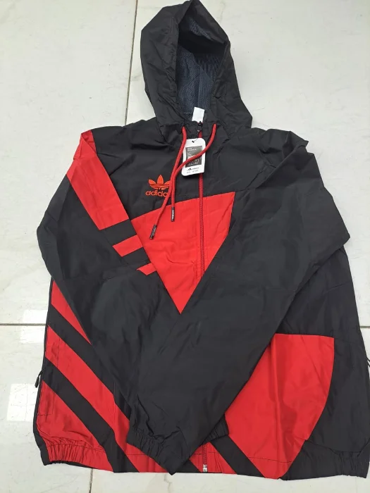 Campera Rompeviento Hombre