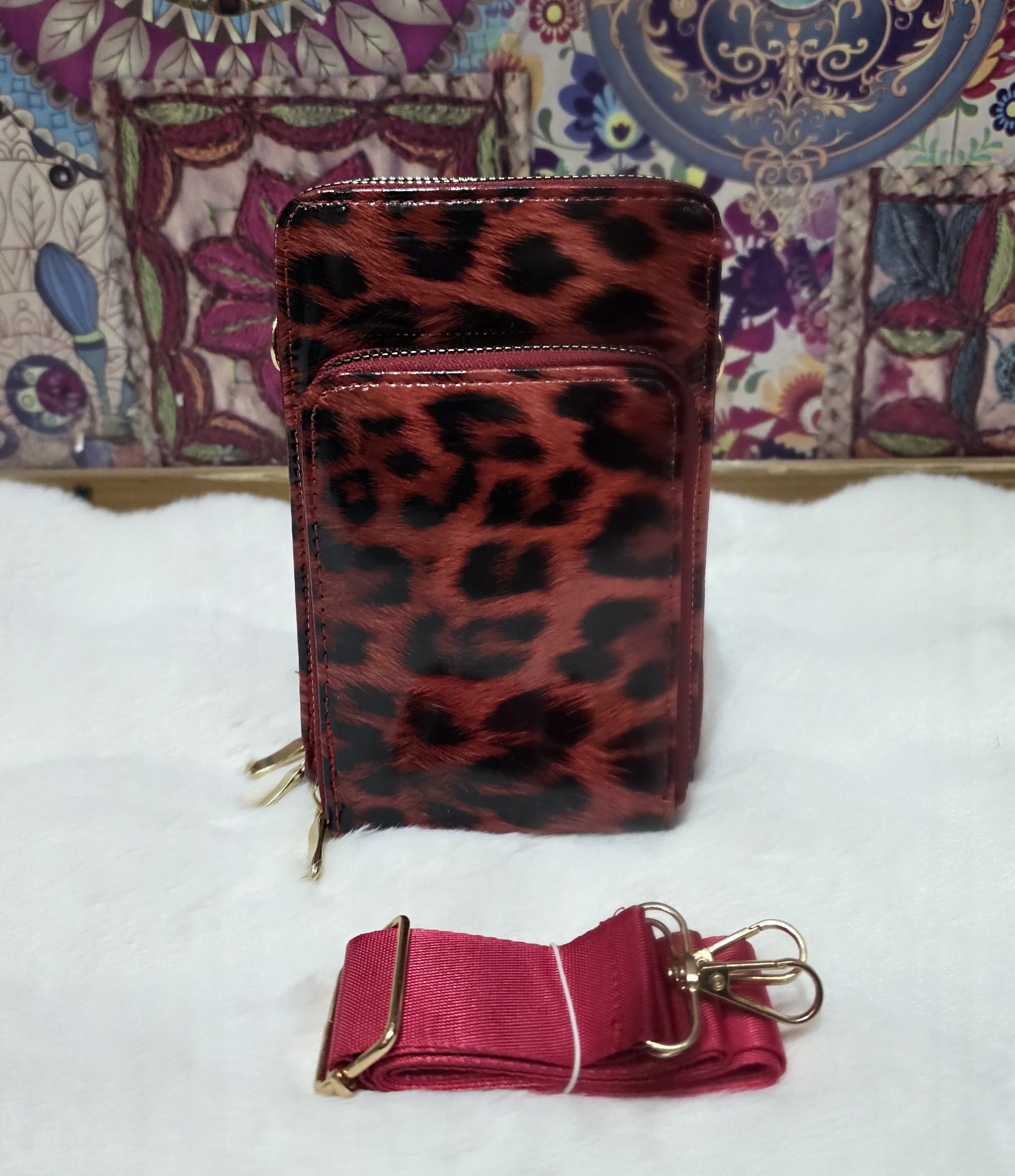Portacelular con 3 Compartimiento de Cuero Pu Diseño Animal Print - Imagen 5