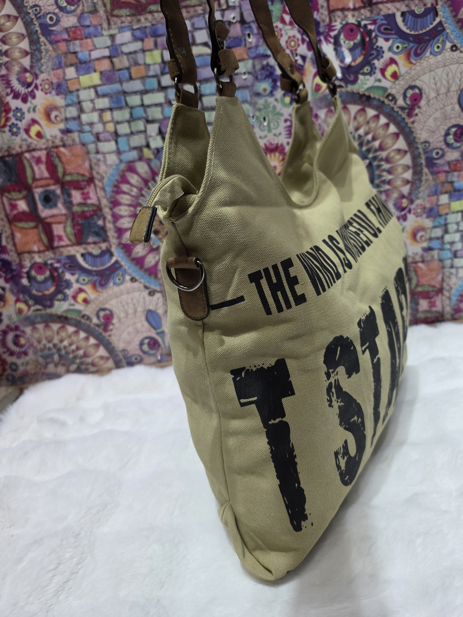 Bolso Grande Deportivo Universitario de Tela Tipo Lona de Excelente Calidad - Imagen 4