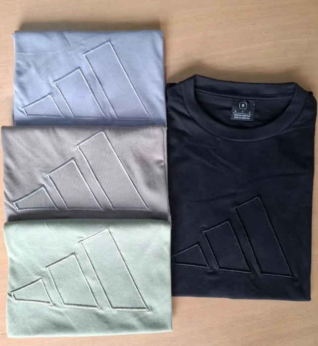 Remera Adi Bordada Premium