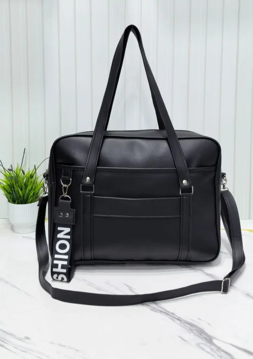 Bolso  Morral* *estilo Japones* Porta Lapto de Cuero Ecológico *.* Excelente Calidad.