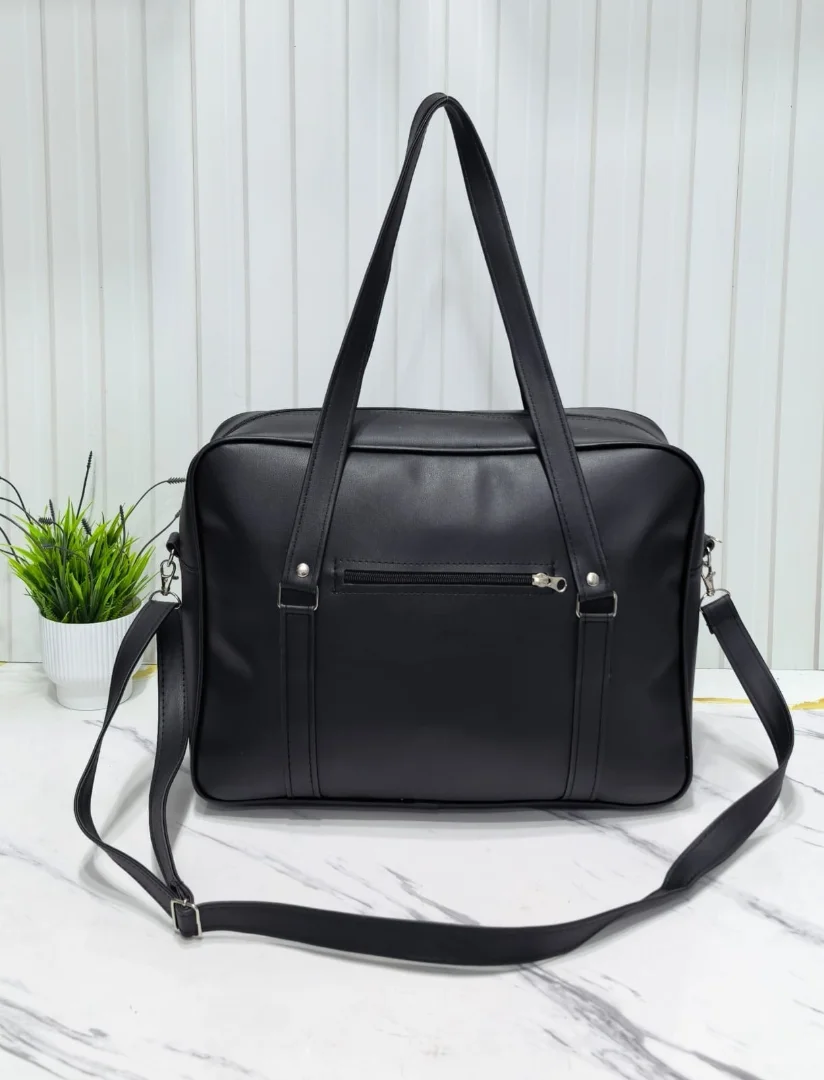 Bolso Morral* *estilo Japones* Porta Lapto de Cuero Ecológico *.* Excelente Calidad. - Imagen 2