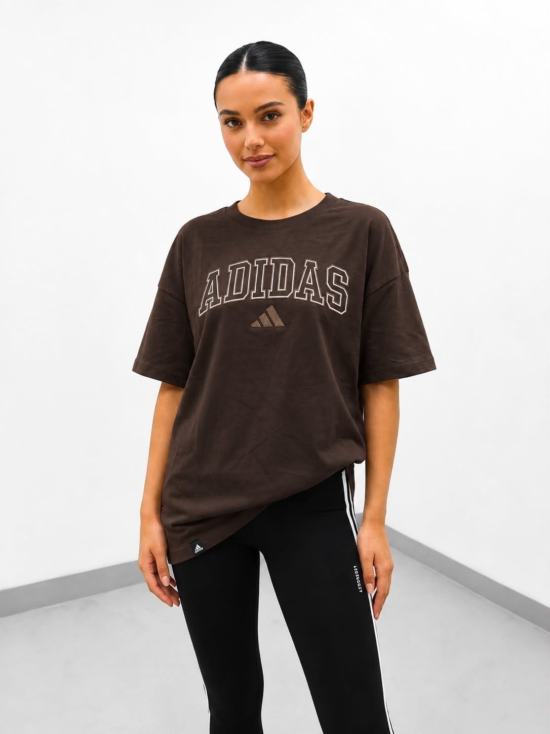 Remeron Adi Dama Oversize Bordado - Imagen 4