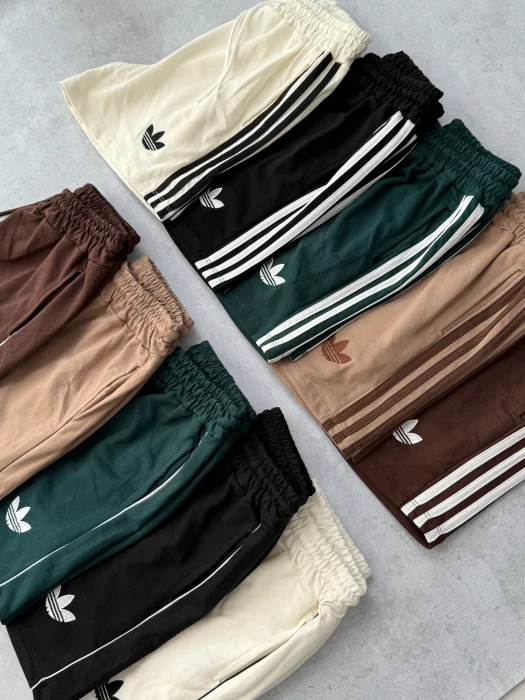 Short Tres Tiras