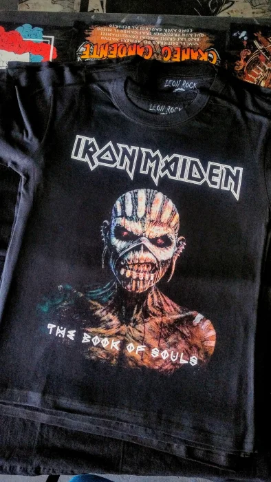 León Rock Remeras