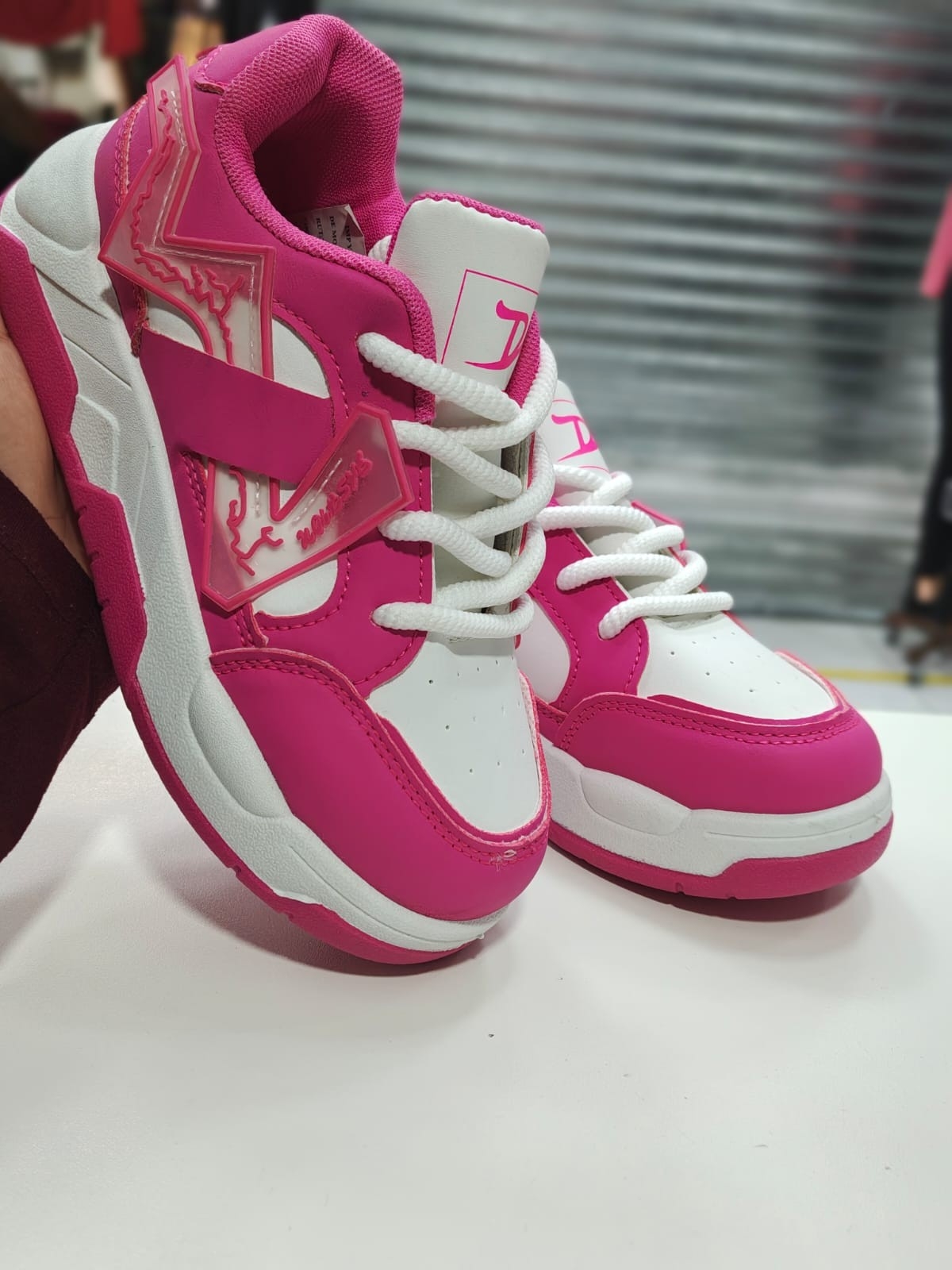 Zapatillas Ld 31 al 35 - Imagen 3