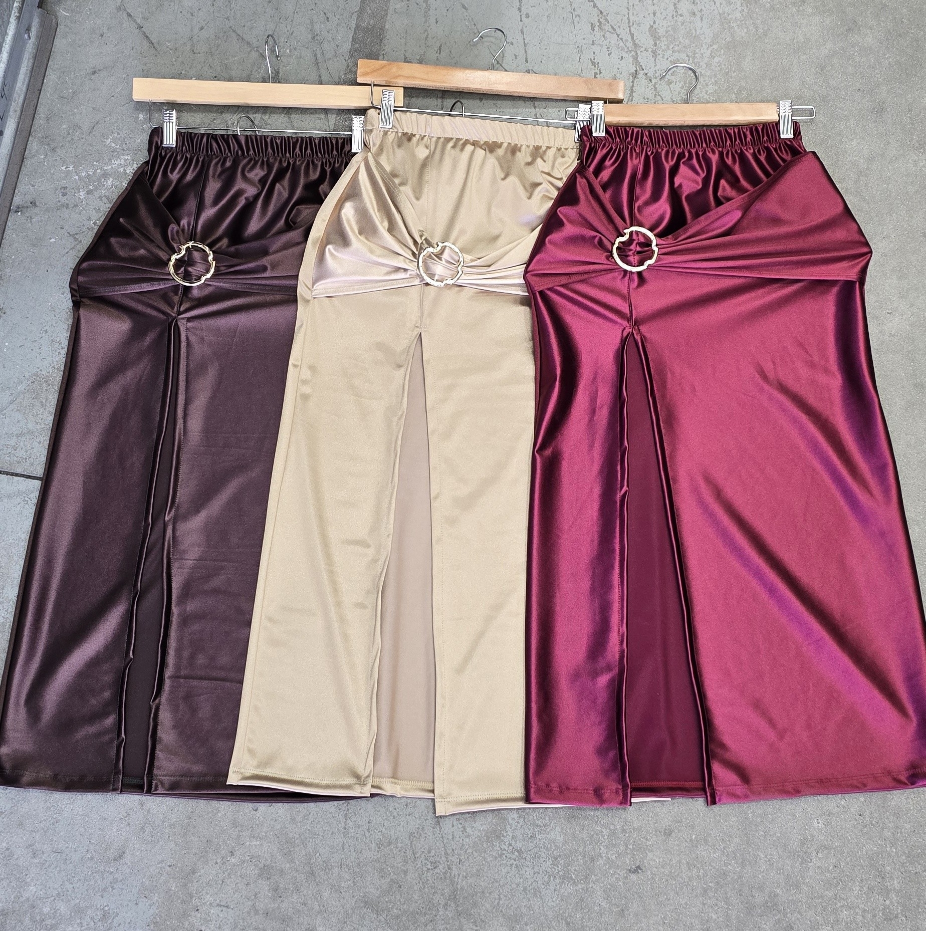 Pollera Saten - Imagen 3