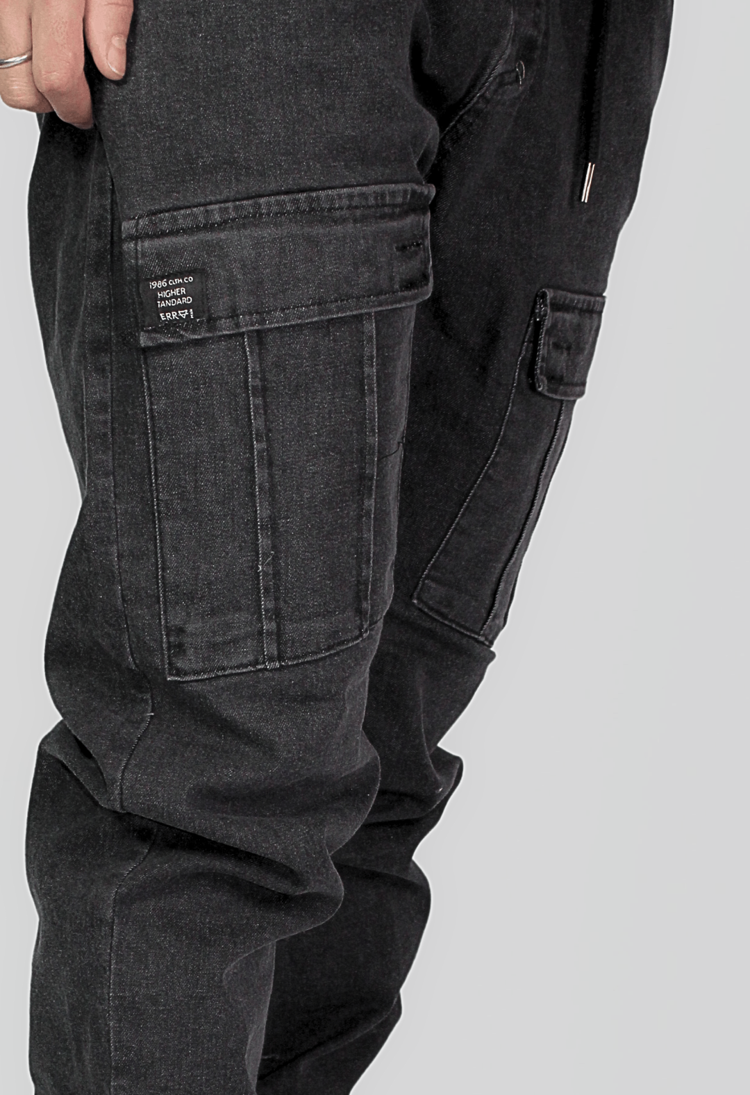 Art-2858 Jogger Cargo de Jean Black - 5.png