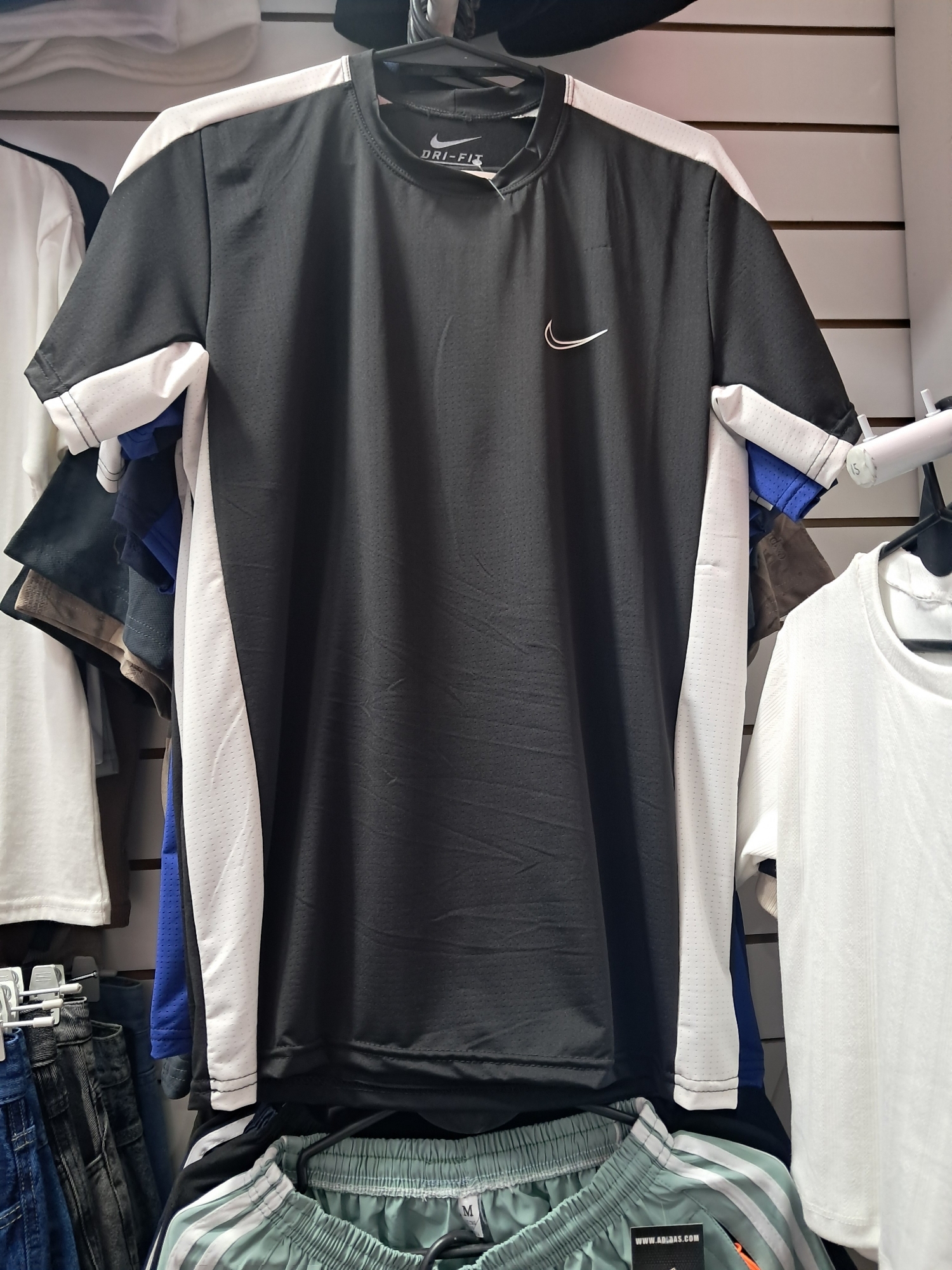 Remera Deportiva - Imagen 3
