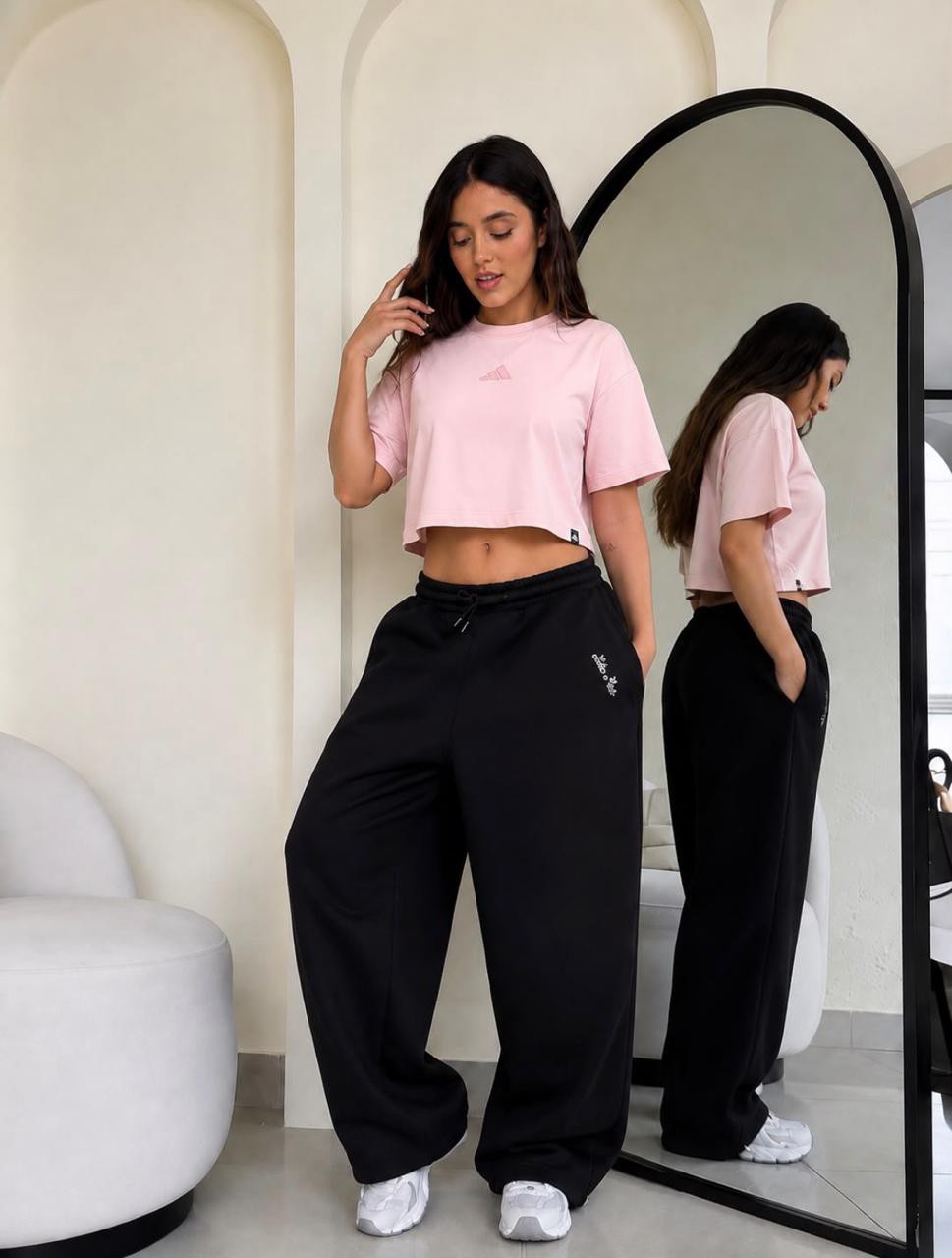 Crop Oversize Adid Premium Bordada - Imagen 6